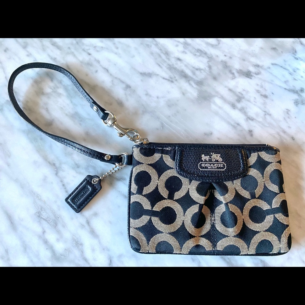 Coach Wristlet in Like New condition